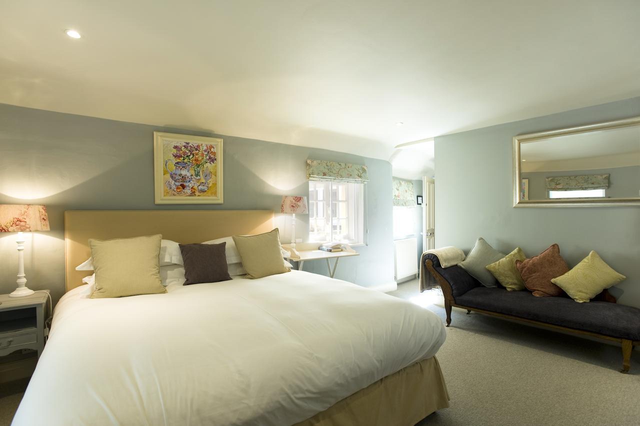 The Greyhound On The Test Hotel Stockbridge  Esterno foto
