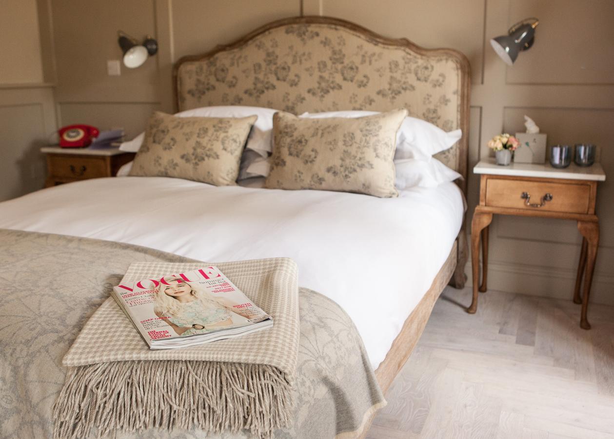 The Greyhound On The Test Hotel Stockbridge  Esterno foto